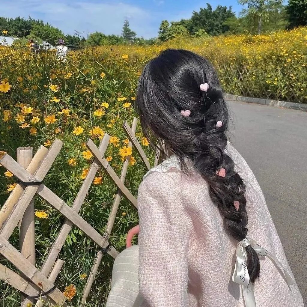 黑洞 海报
